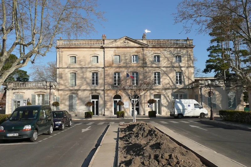 Location de véhicule à Montfavet